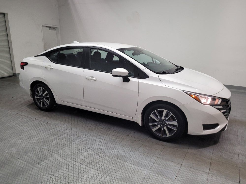 Used 2024 Nissan Versa SV w/ Trunk Package FWD image 11