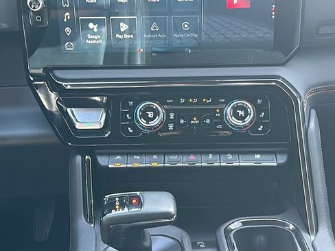 Used 2023 GMC Sierra 1500 AT4 image 19