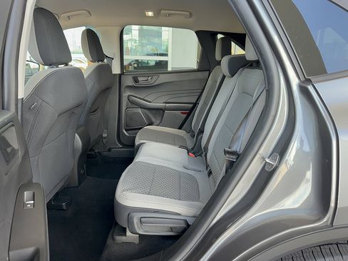 Certified 2022 Ford Escape SE w/ SE Sport Appearance Package AWD/4WD image 12