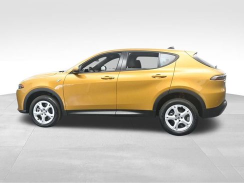 Used 2024 Dodge Hornet GT image 3