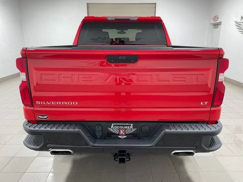Used 2019 Chevrolet Silverado 1500 LT Trail Boss w/ Convenience Package AWD/4WD image 5