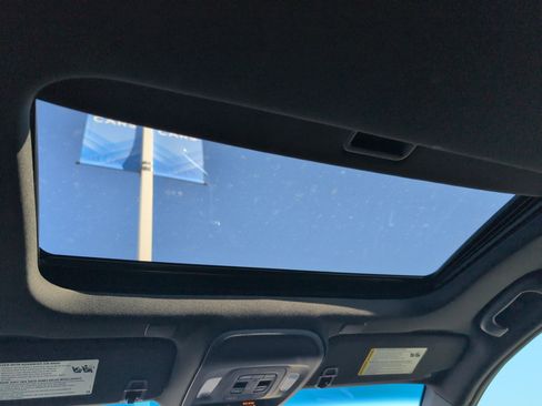 Used 2024 Cadillac CT4 V w/ Navigation Package image 15