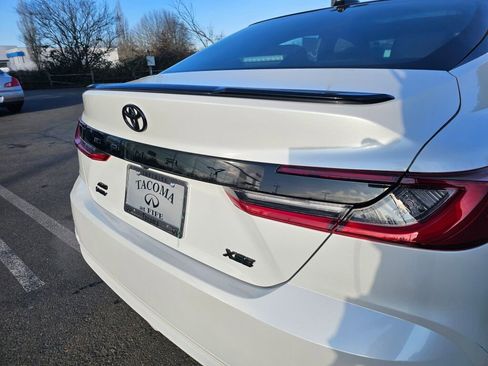 Used 2025 Toyota Camry XSE w/ Premium Package image 17
