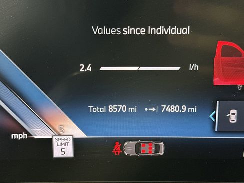 Used 2025 BMW 740i xDrive AWD/4WD image 15