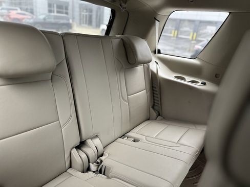 Used 2019 GMC Yukon Denali w/ Denali Ultimate Package image 9