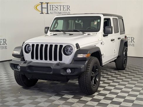 Used 2022 Jeep Wrangler Unlimited Sport image 4