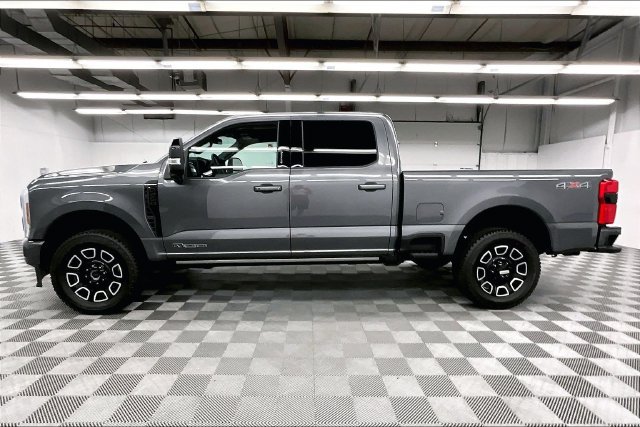 Used 2026 Ford F250 Platinum AWD/4WD image 15