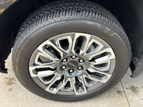 Certified 2024 GMC Sierra 1500 Denali Ultimate image 7