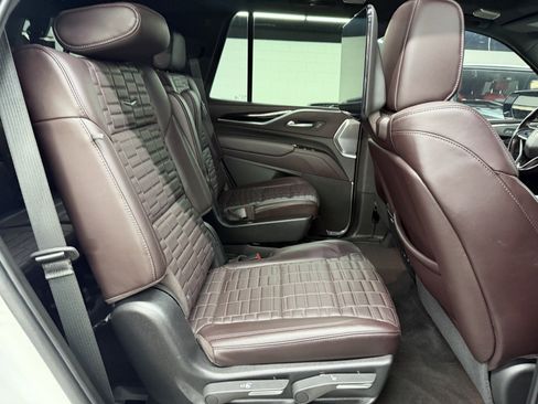 Used 2023 Cadillac Escalade Sport Platinum w/ LPO, ONYX Package image 25