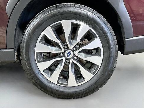Used 2023 Subaru Outback Limited AWD/4WD image 34