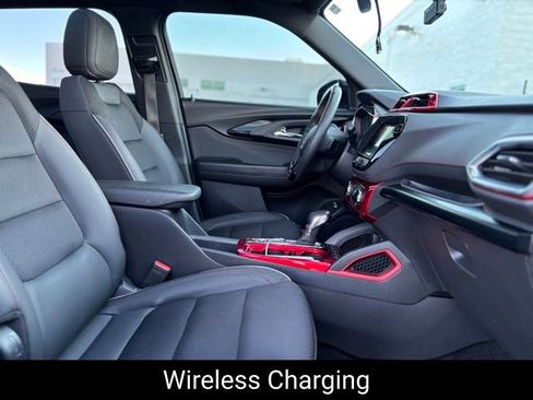 Used 2023 Chevrolet TrailBlazer RS w/ Sun and Liftgate Package image 27