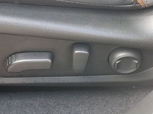 Used 2025 Subaru Forester Sport image 25