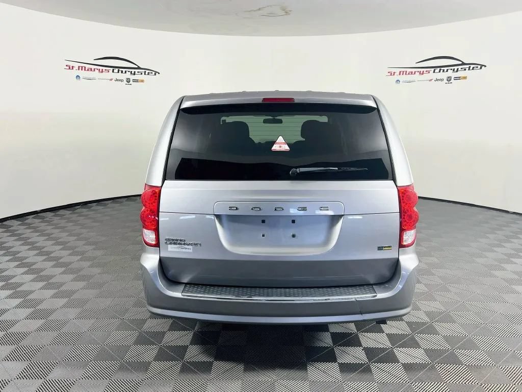 Used 2016 Dodge Grand Caravan SE w/ Quick Order Package 29E SE FWD image 7