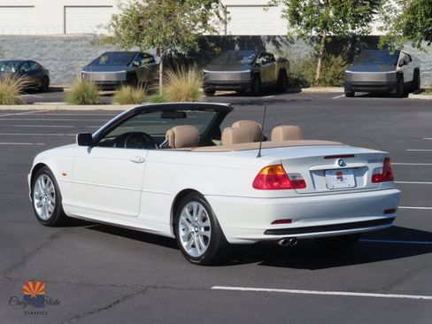 Used 2001 BMW 330Ci Convertible image 10