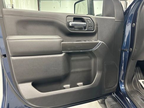 Used 2022 GMC Sierra 2500 AT4 image 8