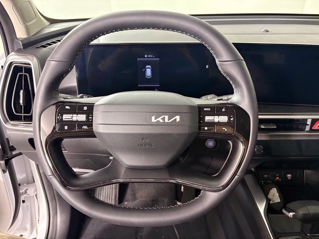 New 2026 Kia Sorento LX FWD image 23