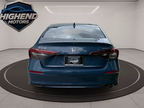 Used 2025 Honda Civic Sport image 5
