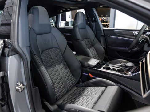 Used 2025 Audi RS 7 Performance image 50