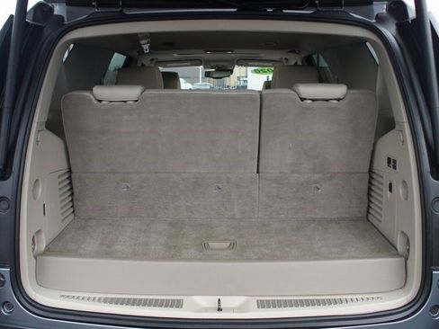 Used 2020 GMC Yukon Denali image 19