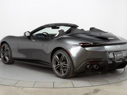 Used 2024 Ferrari Roma Spider image 5