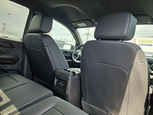 New 2026 Chevrolet Colorado Trail Boss AWD/4WD image 13