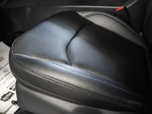 New 2025 Jeep Compass Limited w/ Sun & Sound Group image 34