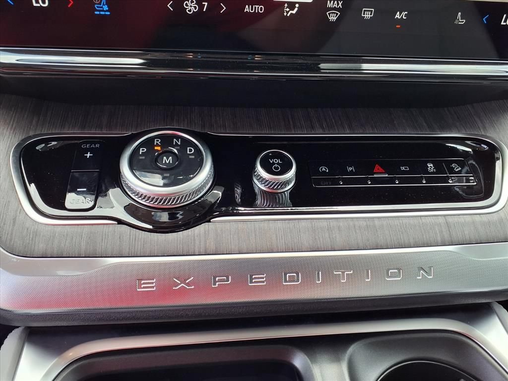 New 2026 Ford Expedition Max Platinum w/ Platinum Ultimate Package AWD/4WD image 11
