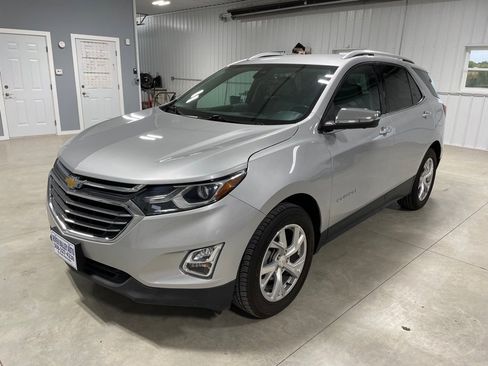 Used 2021 Chevrolet Equinox Premier image 4