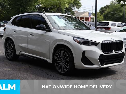 Used 2023 BMW X1 xDrive28i w/ M Sport Package AWD/4WD image 4