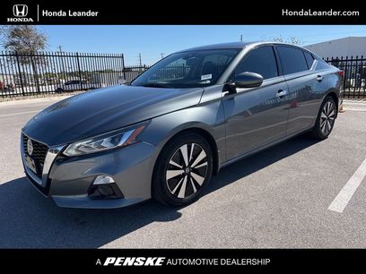 Used 2020 Nissan Altima 2.5 SV