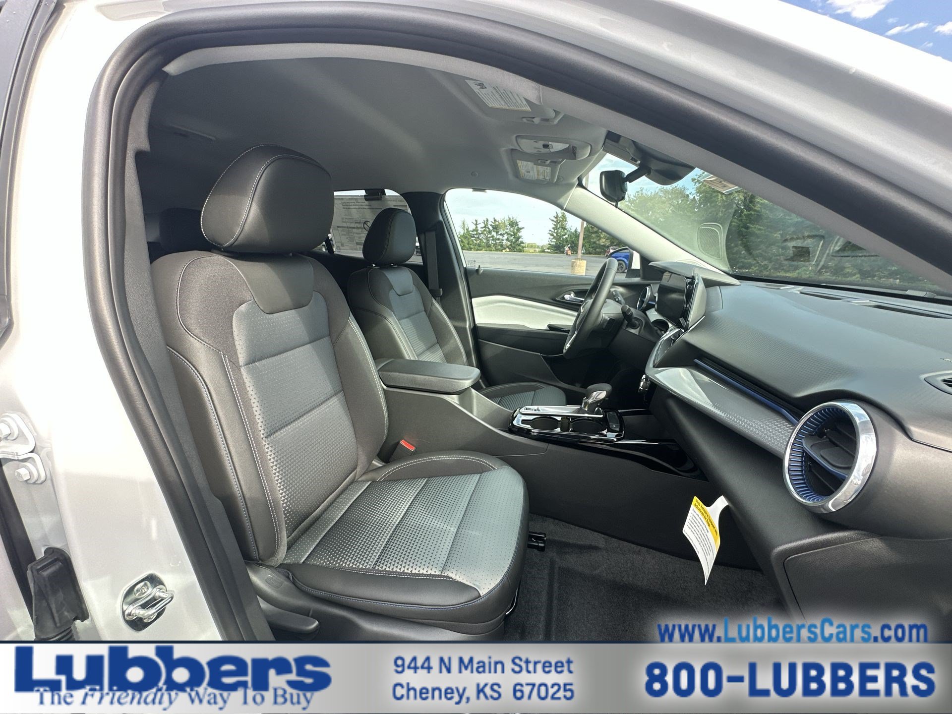 New 2026 Chevrolet Trax LT w/ Driver Confidence Package FWD image 19
