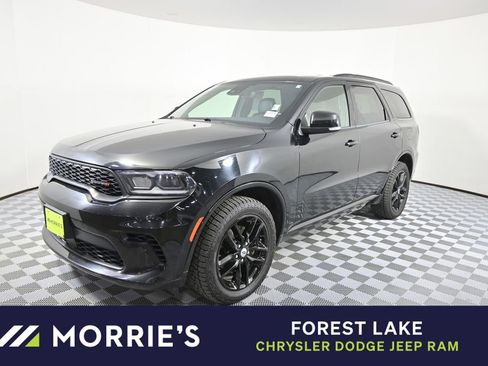 Used 2024 Dodge Durango GT image 1
