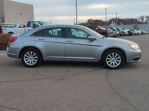 Used 2013 Chrysler 200 Touring w/ Cold Weather Group image 9