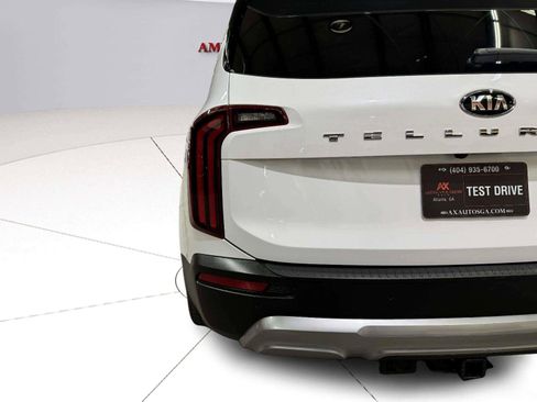 Used 2021 Kia Telluride SX w/ Towing Package FWD image 14
