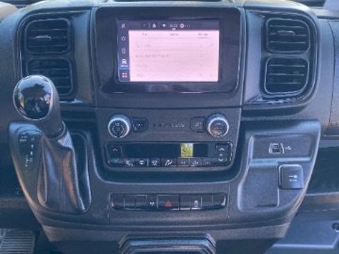 Used 2026 RAM ProMaster 2500 w/ Convenience Group FWD image 18