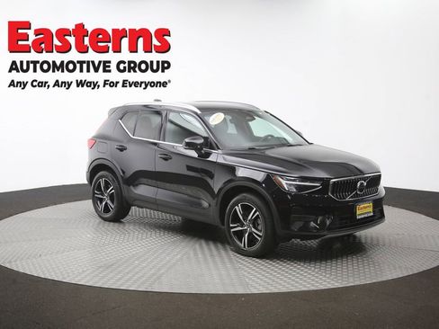 Used 2024 Volvo XC40 B5 Core AWD/4WD image 49