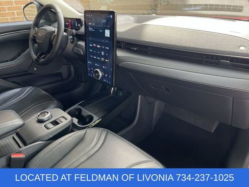Used 2021 Ford Mustang Mach-E Premium image 30