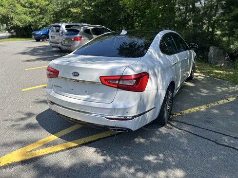Used 2015 Kia Cadenza Premium w/ Luxury Package image 5
