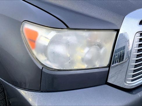 Used 2011 Toyota Tundra Limited w/ Memory Pkg image 26