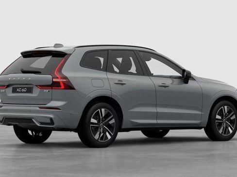 New 2026 Volvo XC60 B5 Plus w/ Protection Package Premier AWD/4WD image 4