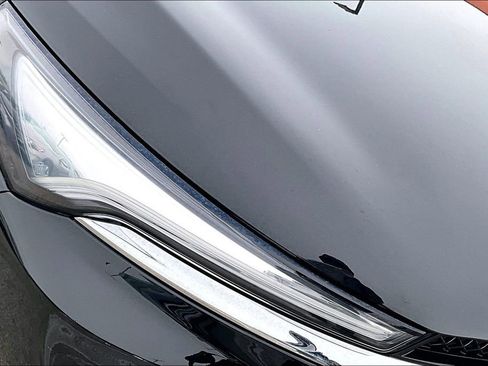 Used 2022 Buick Enclave Essence w/ Experience Buick Package image 31