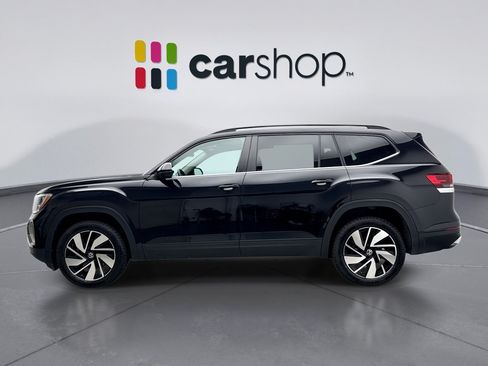 Used 2025 Volkswagen Atlas SE AWD/4WD image 2