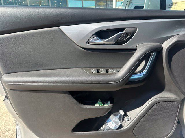 Used 2020 Chevrolet Blazer LT FWD image 13