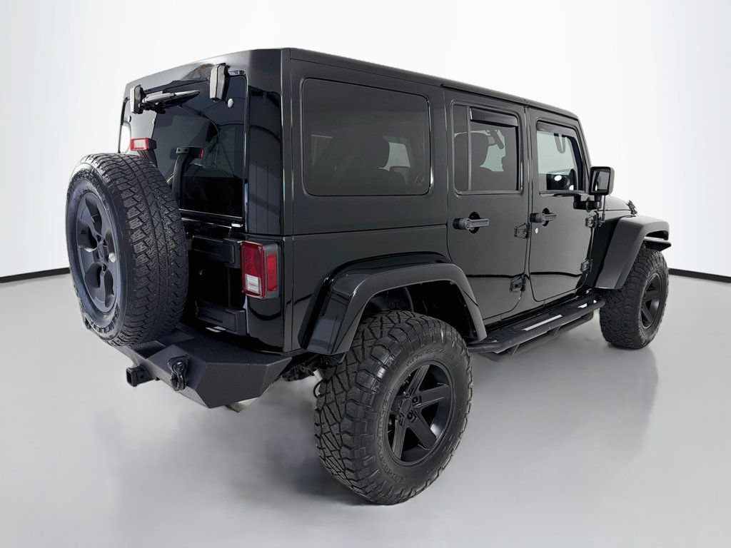 Used 2013 Jeep Wrangler Unlimited Sahara w/ Connectivity Group AWD/4WD image 7