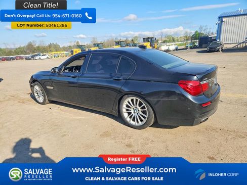 Used 2013 BMW 750Li xDrive image 3