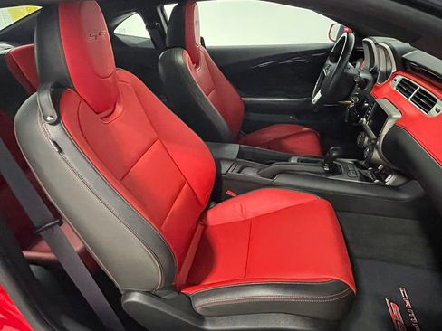 Used 2015 Chevrolet Camaro SS w/ Commemorative Special Edition RWD image 37