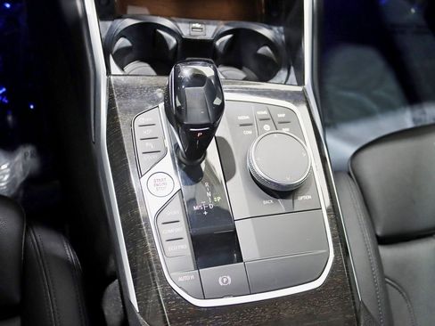 Used 2021 BMW 330i xDrive Sedan w/ M Sport Package image 28