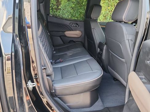 Certified 2025 GMC Canyon Denali AWD/4WD image 26