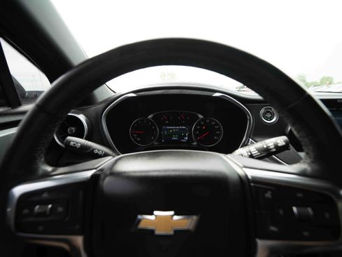 Used 2019 Chevrolet Blazer LT FWD image 15