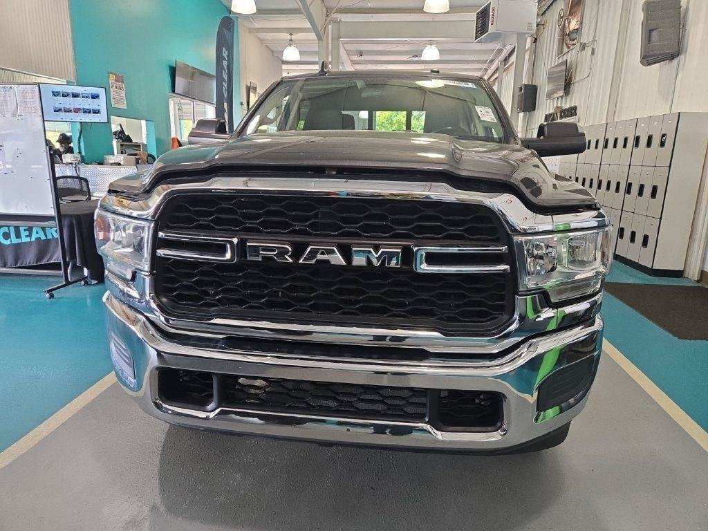 Used 2019 RAM 2500 Tradesman AWD/4WD image 2